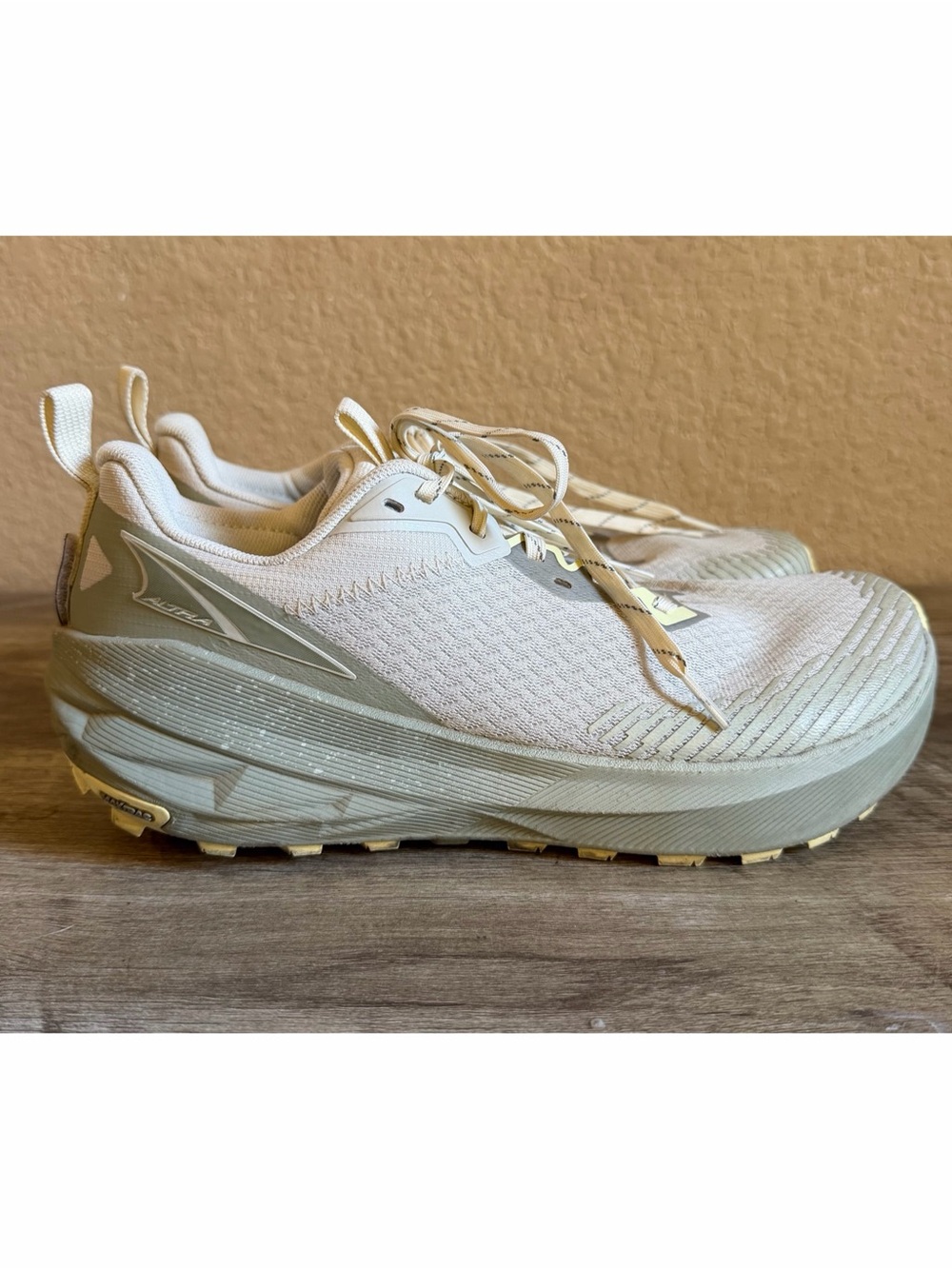 Altra Experience Wild 2 trail running shoes Womens Size 10 - Picture 1 of 11